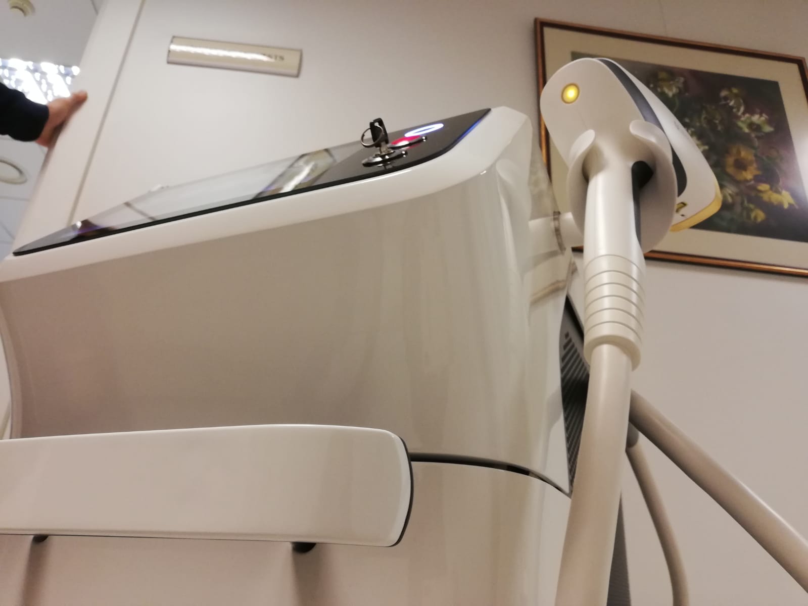 Diode laser for hair removal - effective and with no burns